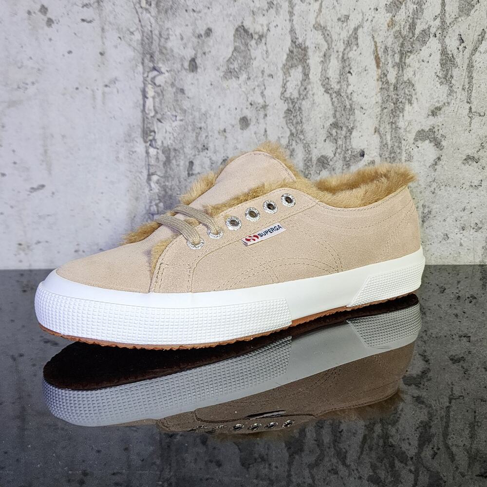 New Women's 2750 Suehairyfurw Ankle-High Canvas Sneaker, size 8.5